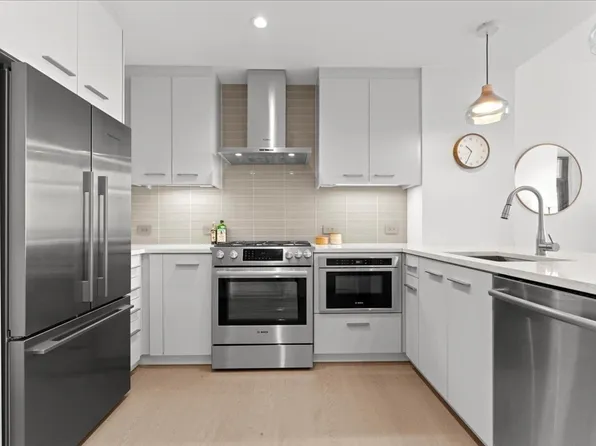 40 Traveler St APT 612, Boston, MA 02118