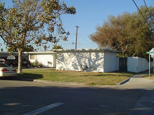 2nd image of 497 Salem Ave
