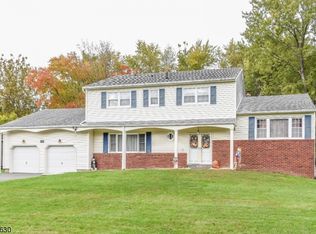 12 Lancaster Ave, Pine Brook, NJ 07058