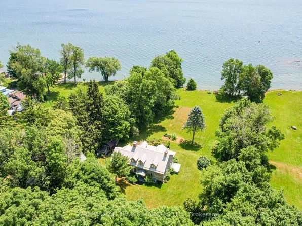 20824 S Service Rd, North Glengarry, ON K0B 1R0