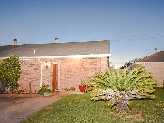2nd image of 16522 Monte Carlo Ln