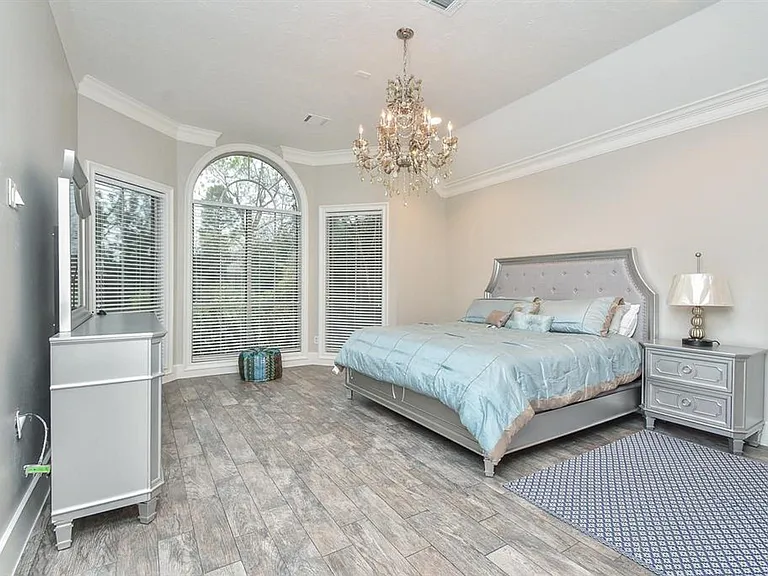 4526 Lakeside Meadow Dr — Photo 19
