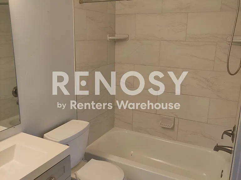 13817 Amberfield Ct — Photo 2