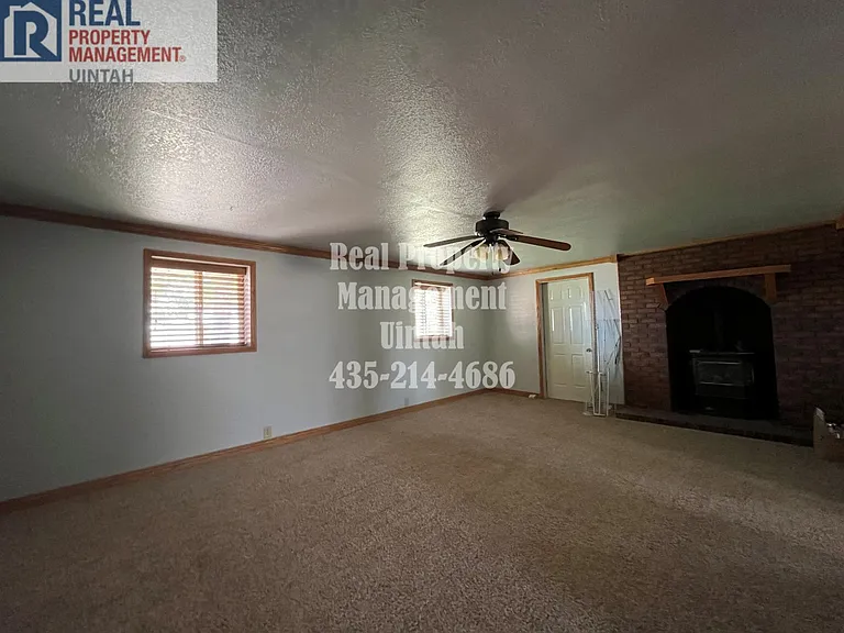 456 S 3130 W — Photo 22
