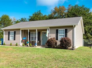 307 Springhill Ln, Maiden, NC 28650