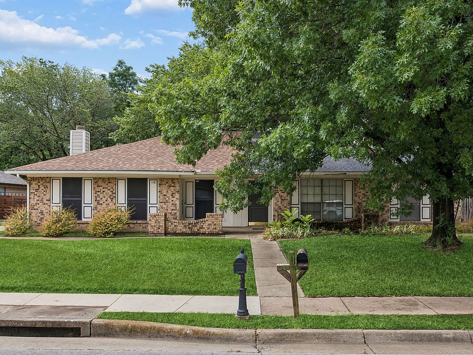 1st image of 118 E Denton Dr
