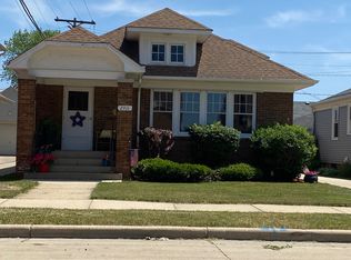 2911 La Salle St, Racine, WI 53402