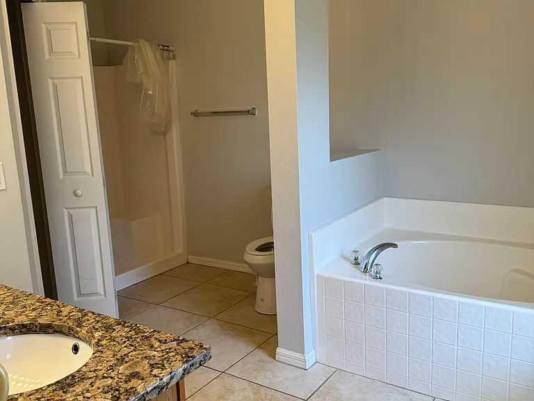 4058 Wilkes Dr — Photo 9