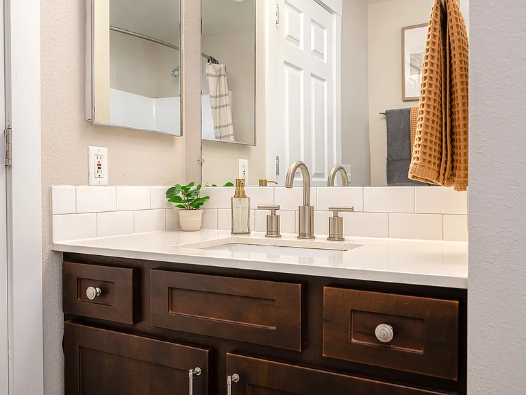 Twin Creeks | Bathroom