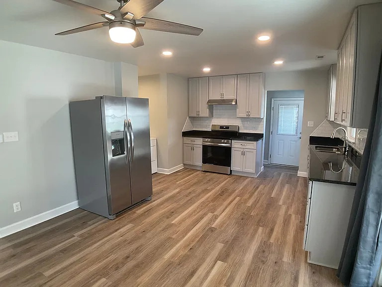 5121 Wake Forest Rd — Photo 3