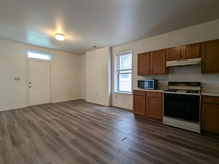 5552 Black St #2 — Photo 21