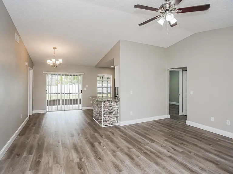 14007 Ridgedale Way — Photo 4