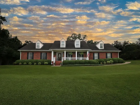 195 Pueblo Pass, Anniston, AL 36206