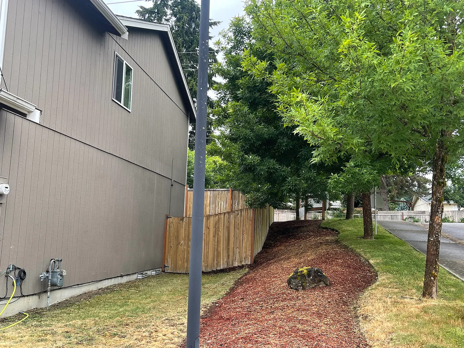 4 bed, 2.5 bath, 1702 sqft, $2,800 — Photo 3
