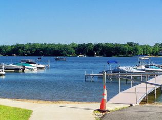 1834 Watercolor Pl, Grayslake, IL 60030