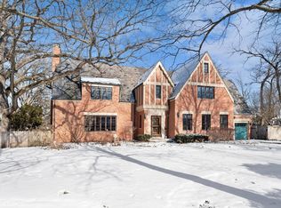 599 Woodlawn Ave, Glencoe, IL 60022