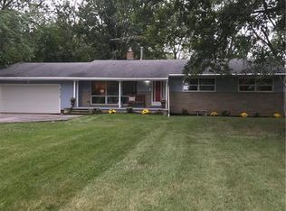 4712 Lake Rd, Sheffield Lake, OH 44054