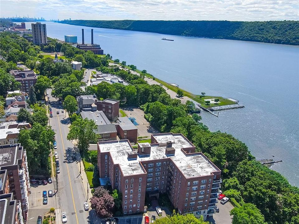 1st image of 615 Warburton Avenue #6L