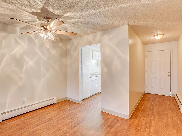 Edelweiss Apartments — Photo 27