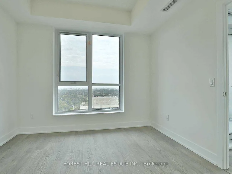 7 Mabelle Ave #3904 — Photo 23