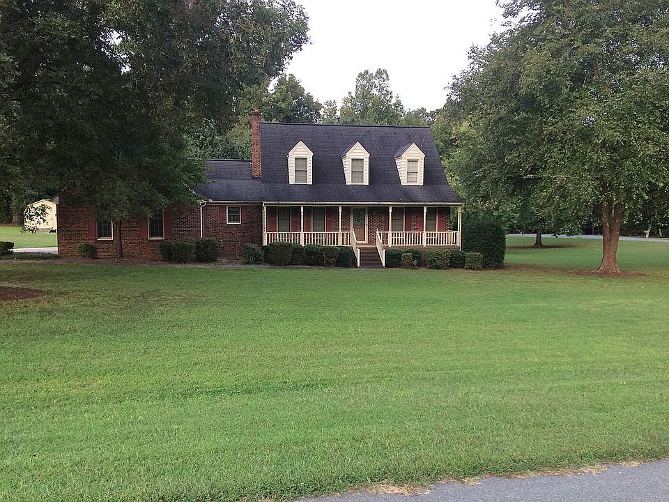 1st image of 2405 Whispering Hills Dr