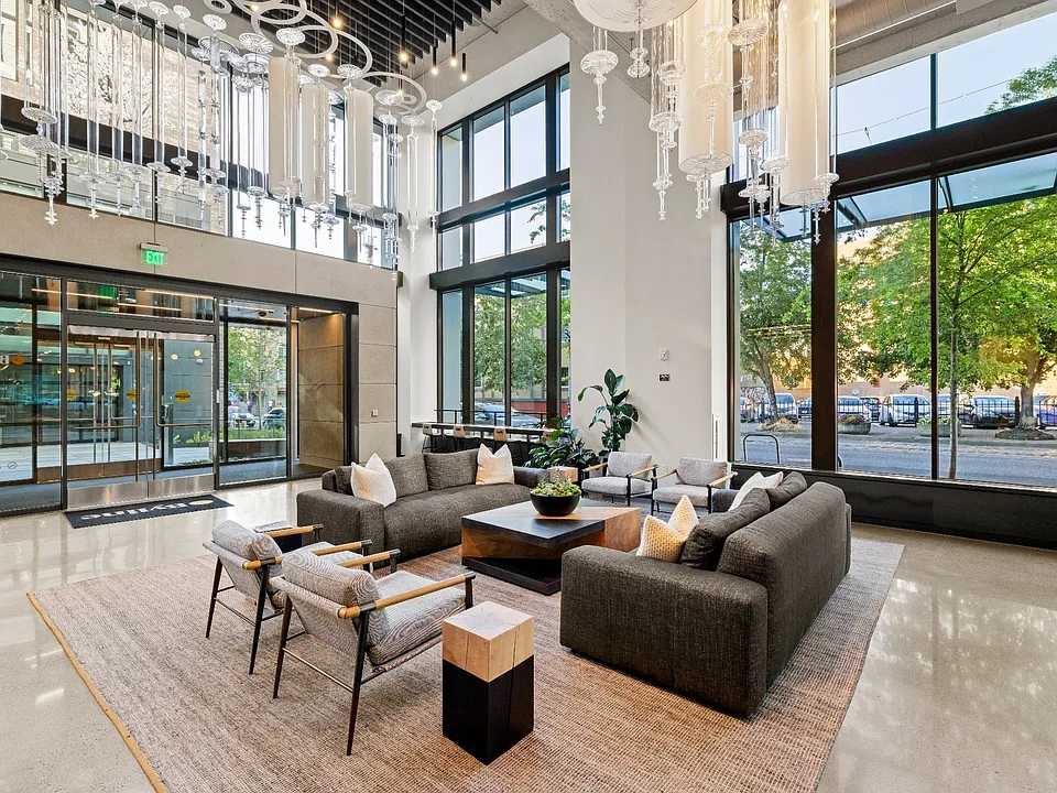 Byline Apartments