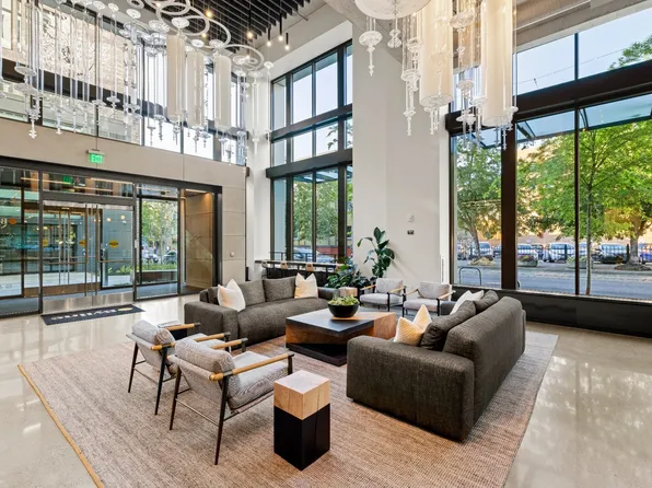 Byline Apartments