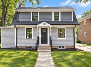 1322 Garrison Ave, Rockford, IL 61103