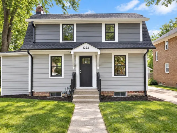 1322 Garrison Ave, Rockford, IL 61103