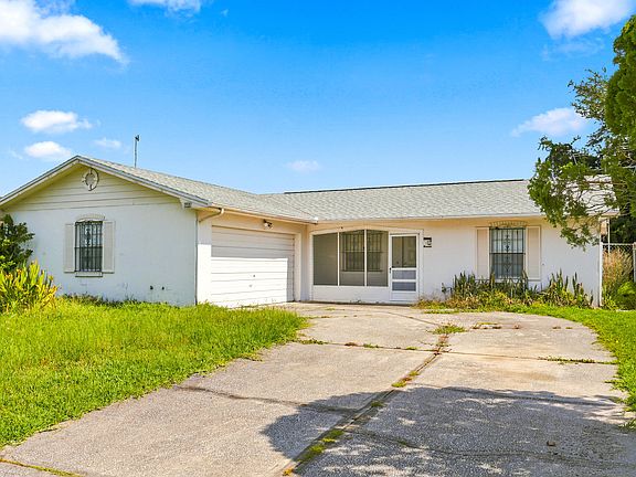 4th image of 2737 Myakka Drive