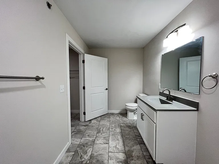 950 S Hebron Ave — Photo 27