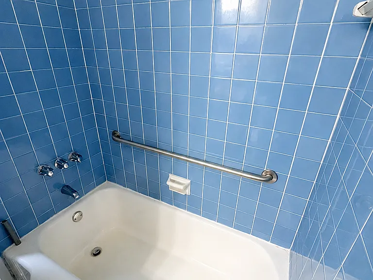 2381 Collins Rd — Photo 18
