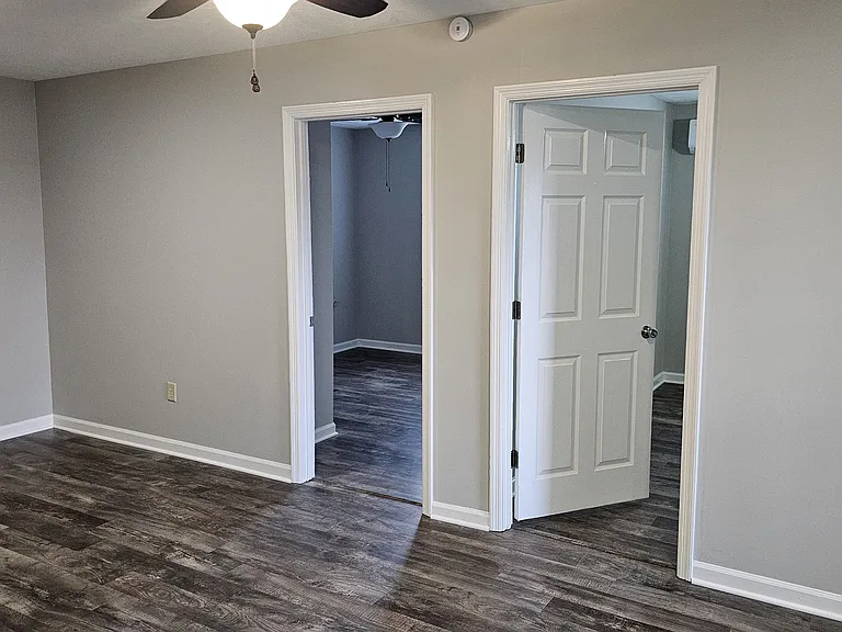 211 Earlene Ct #C — Photo 9