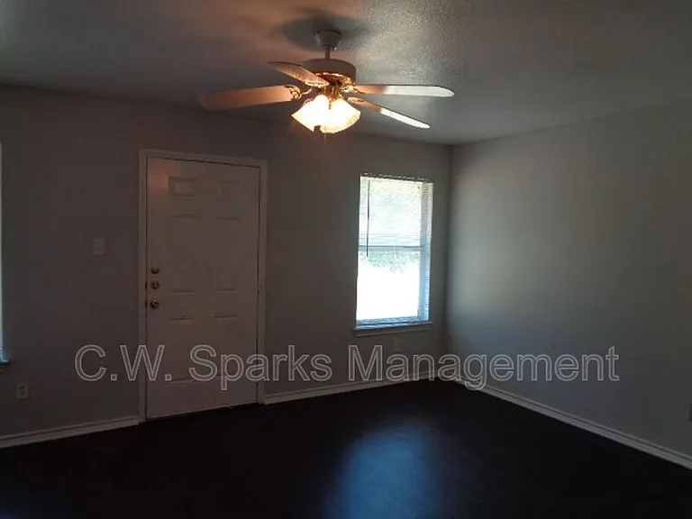 13651 Biggs St — Photo 20