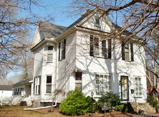 1488 N Prairie St, Galesburg, IL 61401