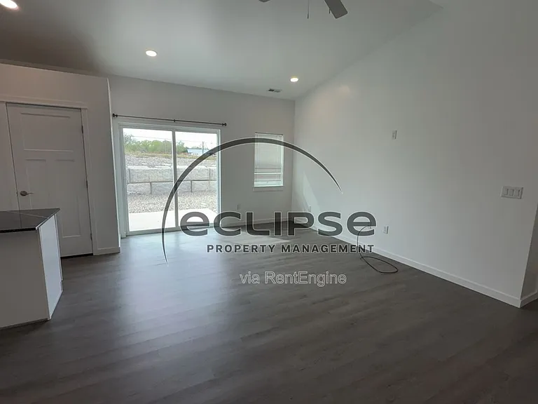 147 Buena Vista Dr — Photo 24