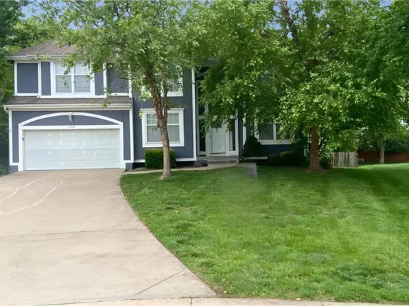 11734 Cody St, Overland Park, KS 66210