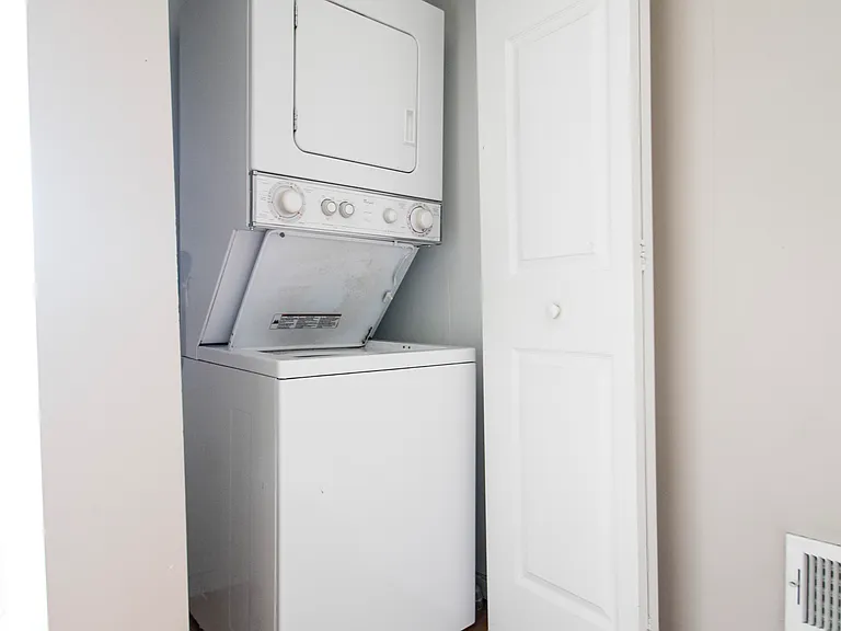 2619 Josephine St — Photo 15