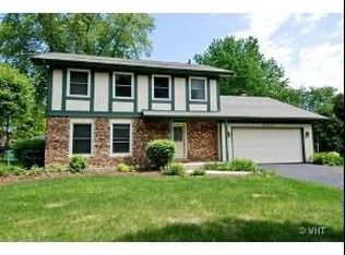 30W280 Briar Ln, Naperville, IL 60563