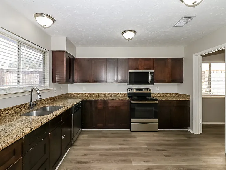 3446 Hombly Rd — Photo 8