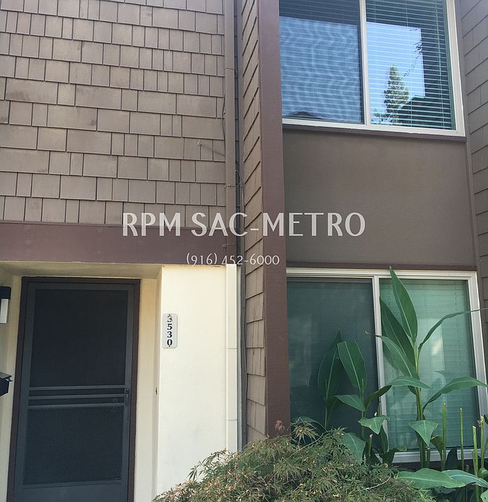 1st image of 3530 Larchmont Square Ln