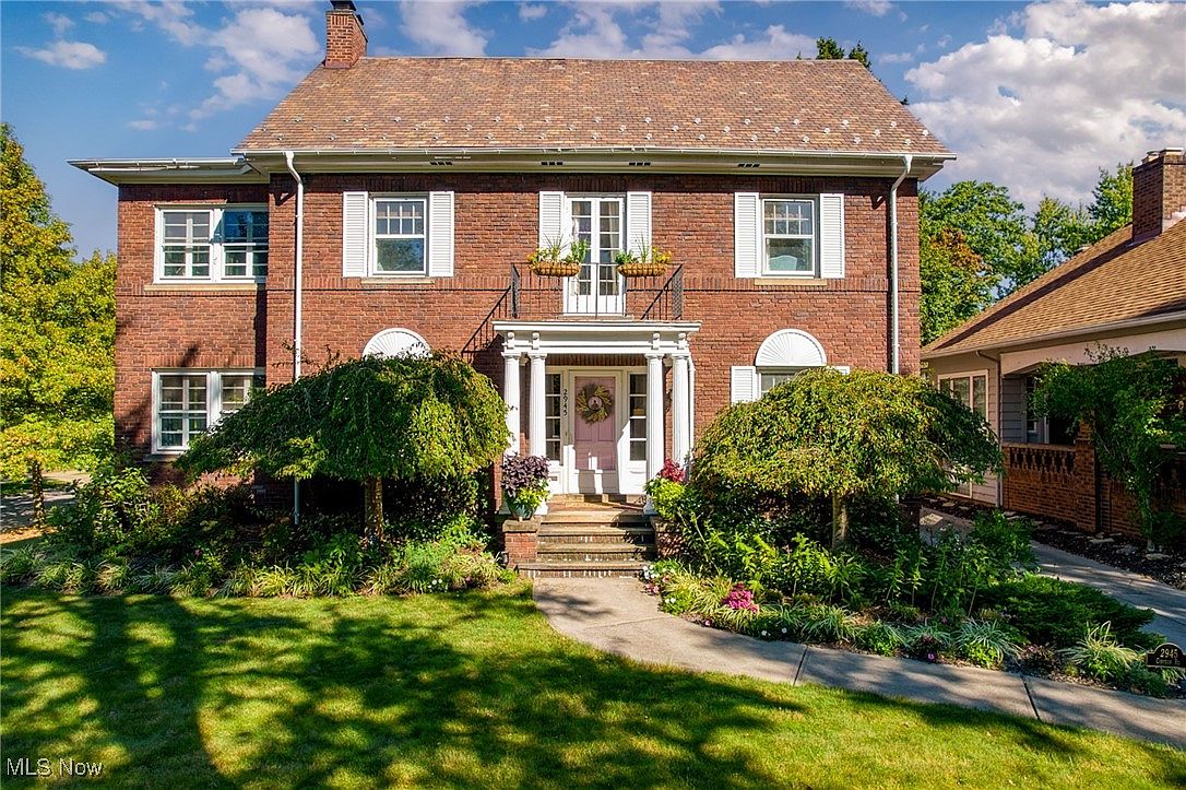 2945 Corydon Rd, Cleveland Heights, OH 44118 | Zillow