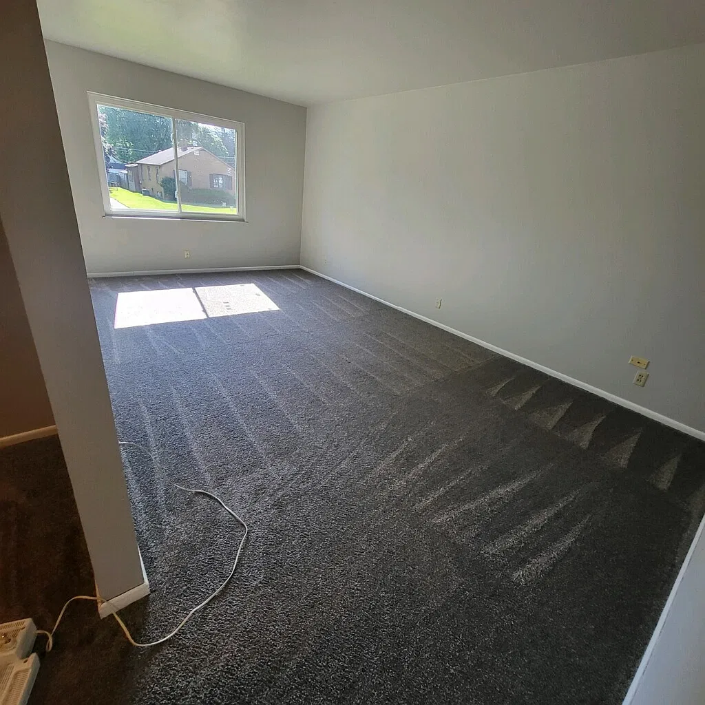 2 bed, $1,200 — Photo 3