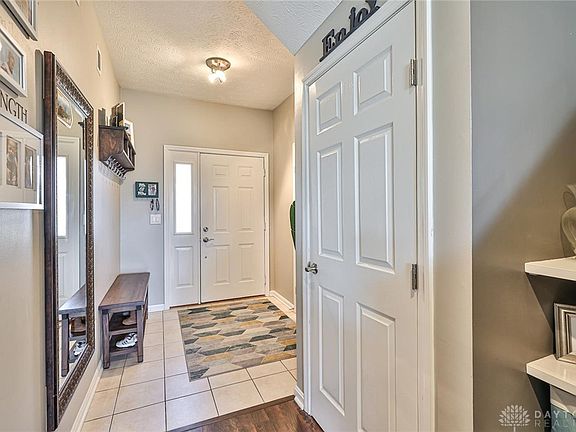 4th image of 1122 Evergreen Park Ct