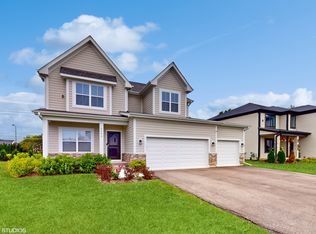 21379 W Sylvan Dr, Mundelein, IL