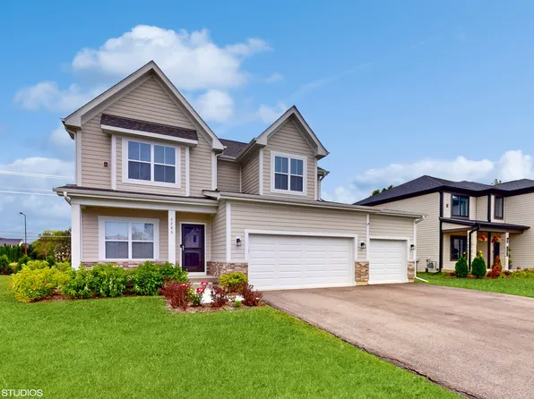 21379 W Sylvan Dr, Mundelein, IL 60060