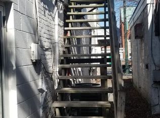 7 W Main St #2E, Mechanicsburg, PA