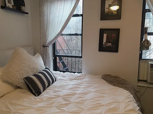 Rented by Weinstein Realty Group | media 13