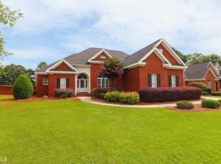 111 Vinings Place Dr, Warner Robins, GA 31088