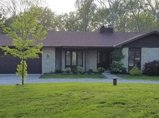 28 N Wildwood Trl, Rockville, IN 47872